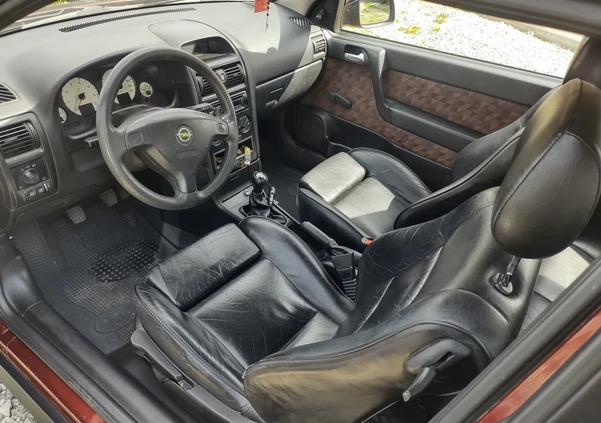 Opel Astra cena 4900 przebieg: 234500, rok produkcji 1998 z Miechów małe 742